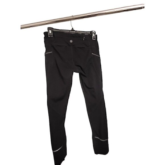 Athleta Pants - Athleta Black Relay Capri Cropped Leggings Size Small
